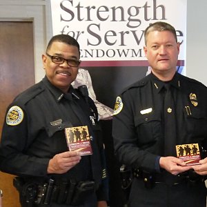 Nashville police officers thank SFS team for devotional books