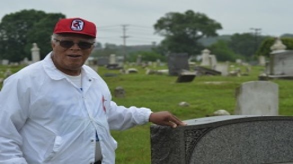 news um men lead effort to restore baltimore cemetery 0