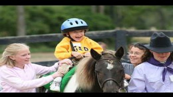 news um men leader and wife provide therapeutic horse back riding for people with special needs 0